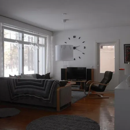 Pirttikuukkeli *